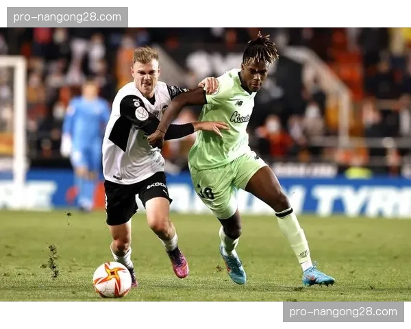 马略卡0-0阿拉维斯,双方合计仅5次射正,比赛焦点集中于中场缠斗 马略卡0-0阿拉维斯,双方合计仅5次射正,比赛焦点集中于中场缠斗